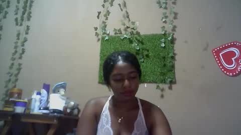 verronique1511 online show from December 2, 6:36 pm