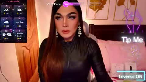 Snapshot of versatilepatty chatting on June 15, 4:09 pm Patty online show from June 15, 4:09 pm