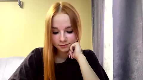 Lina online show from June 22, 10:56 am