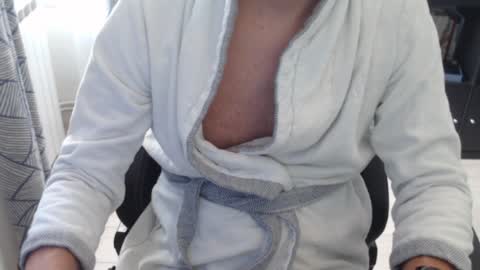 Snapshot of verto159753 chatting on January 14, 1:06 pm verto159753 online show from January 14, 1:06 pm