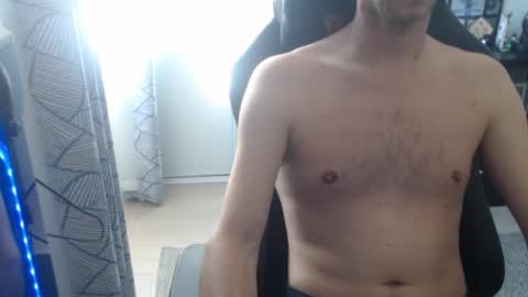 Snapshot of verto159753 chatting on November 3, 2:18 pm verto159753 online show from November 3, 2:18 pm