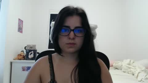 Snapshot of veruca99 chatting on November 23, 6:52 pm veruca99 online show from November 23, 6:52 pm