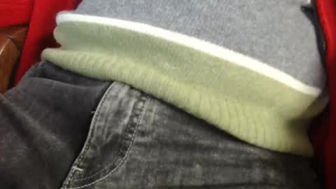 Erik online show from December 21, 9:44 am