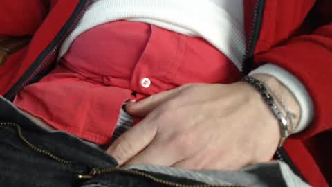 Erik online show from December 27, 2:43 pm
