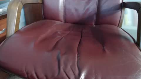 Erik online show from February 4, 12:11 pm