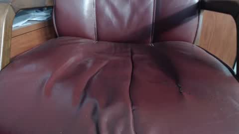 Erik online show from February 7, 11:12 am