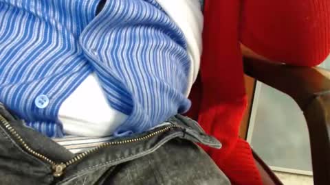 Erik online show from February 10, 3:53 pm