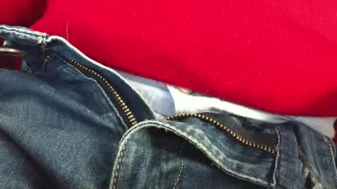 Erik online show from October 29, 8:16 am