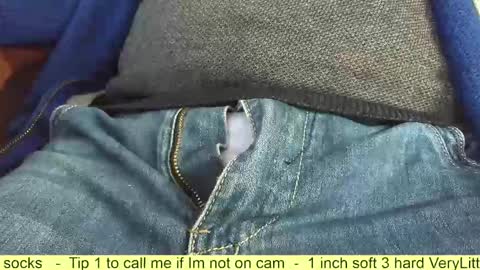 Erik online show from November 15, 8:11 am