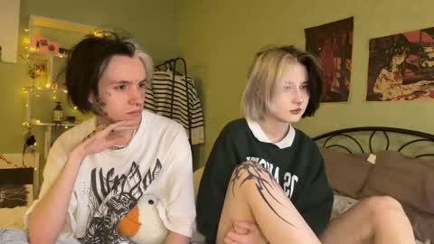 veryraretwins online show from October 4, 10:08 pm