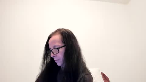 verysassypeachgoddess online show from January 10, 3:19 am