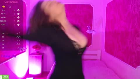 Snapshot of verysweetkate chatting on November 21, 8:24 am Kate online show from November 21, 8:24 am