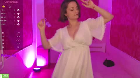 Snapshot of verysweetkate chatting on November 28, 9:01 am Kate online show from November 28, 9:01 am