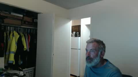 hairy man online show from October 18, 12:13 am