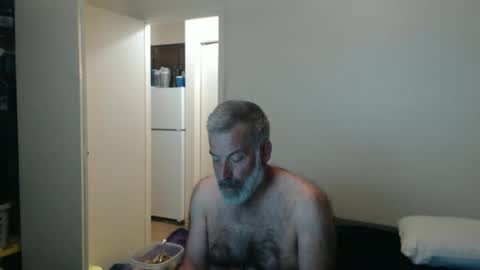 hairy man online show from February 12, 1:00 am