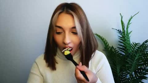 Ana online show from January 15, 9:47 am