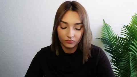 Snapshot of veryveryshygirl chatting on April 16, 12:06 pm Ana online show from April 16, 12:06 pm
