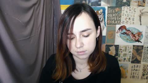veryveryvery_shy online show from December 9, 10:32 am
