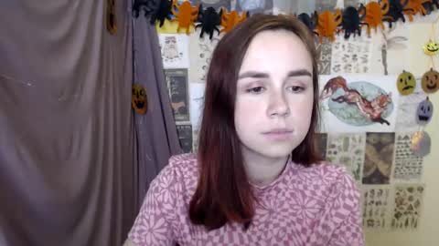 veryveryvery_shy online show from November 1, 8:22 pm