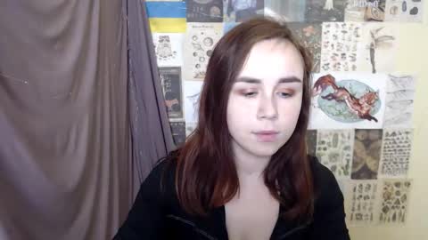 veryveryvery_shy online show from November 13, 11:09 am