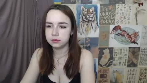 veryveryvery_shy online show from February 3, 6:40 am