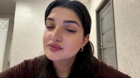 Izzabel online show from July 27, 4:47 pm