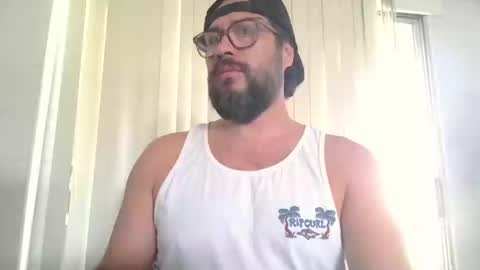 vesturelove online show from September 17, 5:58 pm
