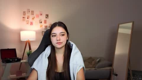 Snapshot of vexorin chatting on December 15, 7:07 pm Rachel online show from December 15, 7:07 pm