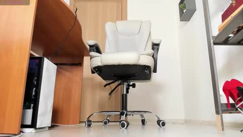 VIKA online show from September 30, 2:33 pm