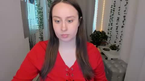 Camilla online show from June 13, 6:28 pm