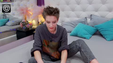 Via online show from January 31, 9:05 pm