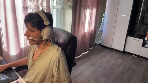 vialeras online show from October 17, 7:55 am