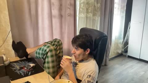 vialeras online show from November 14, 4:55 am