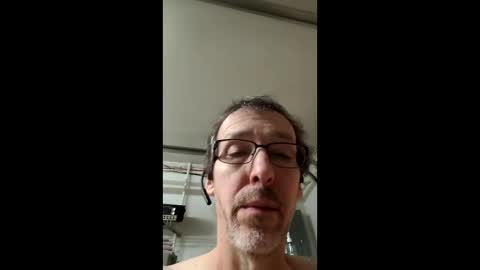 Snapshot of vibe984299 chatting on March 2, 6:25 am vibe984299 online show from March 2, 6:25 am