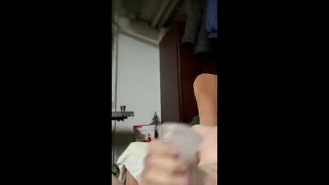 Snapshot of vibe984299 chatting on March 13, 10:44 am vibe984299 online show from March 13, 10:44 am