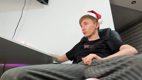 vibemygirl online show from January 2, 12:46 pm