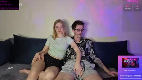 Snapshot of vibex2 chatting on March 23, 6:01 pm VibeX2 online show from March 23, 6:01 pm