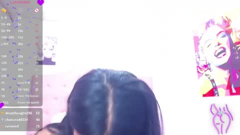 nahomy online show from February 9, 4:50 pm