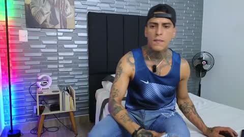 Victor cardenas online show from January 24, 11:45 pm