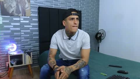 Victor cardenas online show from January 26, 8:02 pm