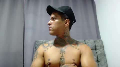 Victor cardenas online show from June 12, 10:30 pm