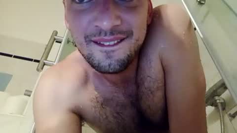 vicfuck1010 online show from July 23, 5:00 pm