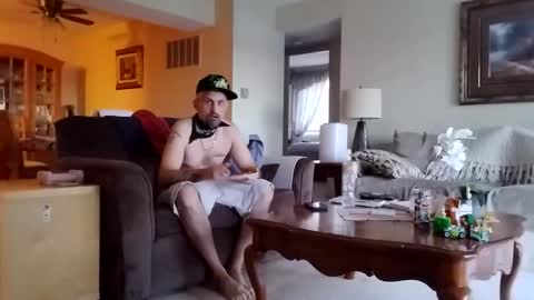 Snapshot of viciouzz1 chatting on November 5, 10:21 pm viciouzz1 online show from November 5, 10:21 pm