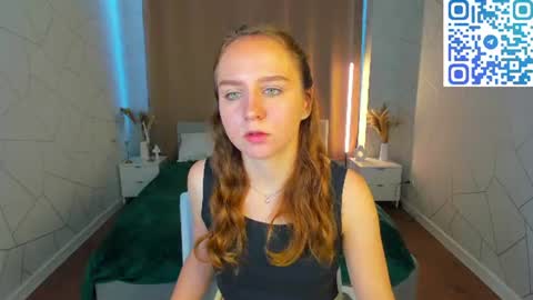 vicki_milles online show from July 21, 12:35 am