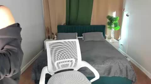 vicki_milles online show from July 28, 3:21 pm