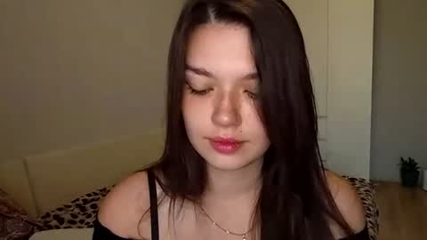 Lina online show from June 25, 5:12 am