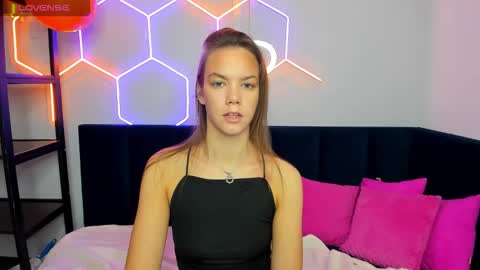 vickie_smith online show from October 14, 1:28 am