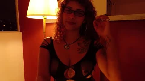 Snapshot of vicky_crazy chatting on November 7, 2:11 am Vicky online show from November 7, 2:11 am