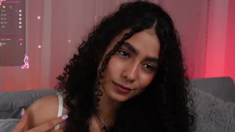 vicky_curly online show from November 2, 1:08 am
