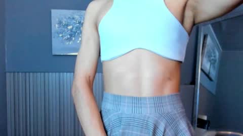 Snapshot of vicky_fant4sy chatting on April 14, 1:50 pm Vicky online show from April 14, 1:50 pm